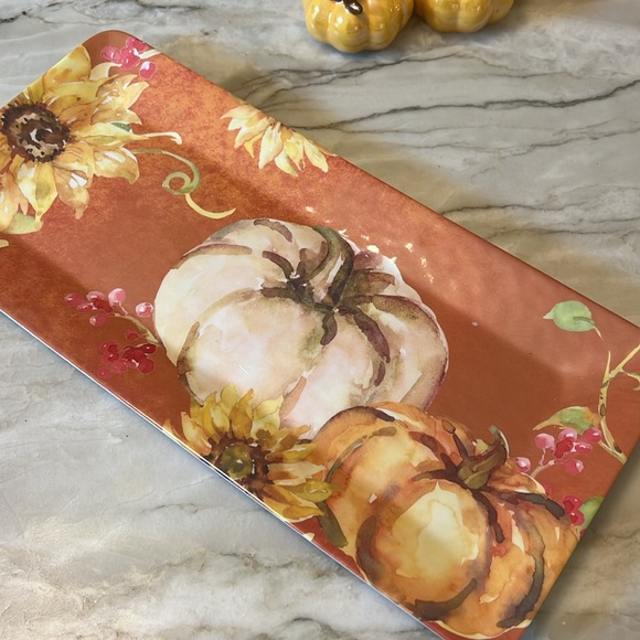 Fall/Thanksgiving Bundle: Charcuterie Board Set, Serving Tray, Ceramic Pumpkins - Picture 4 of 5